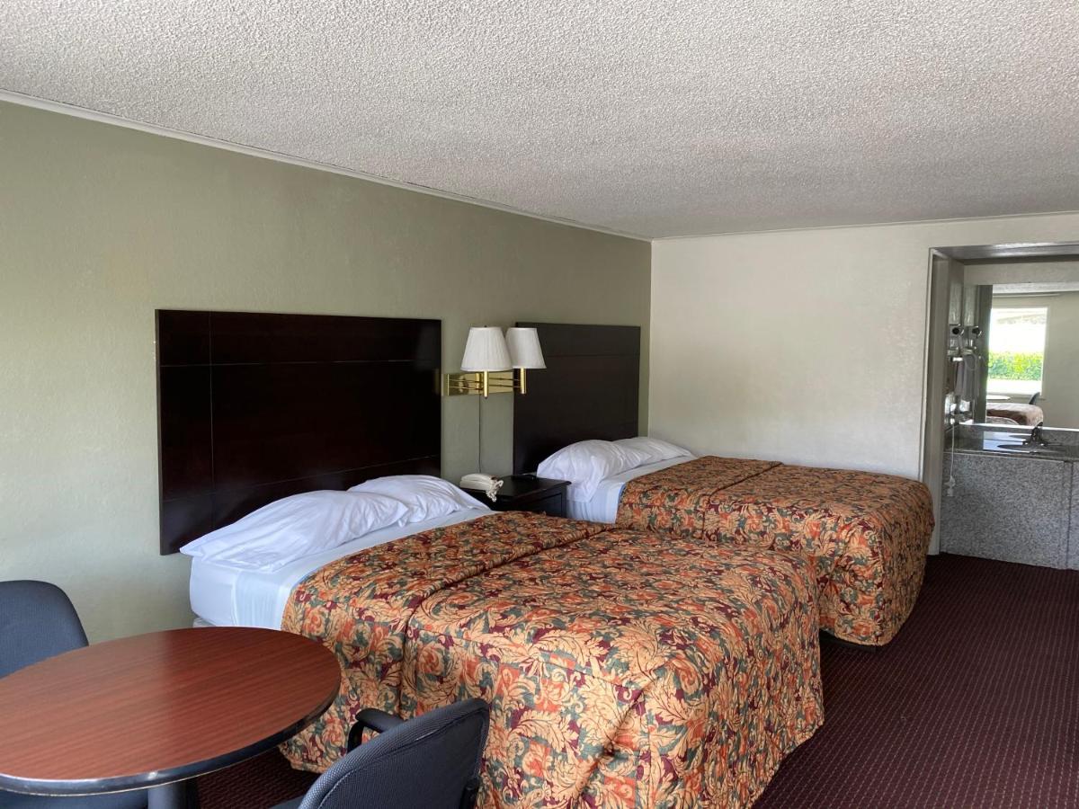 Red Carpet Inn Greensboro Zewnętrze zdjęcie