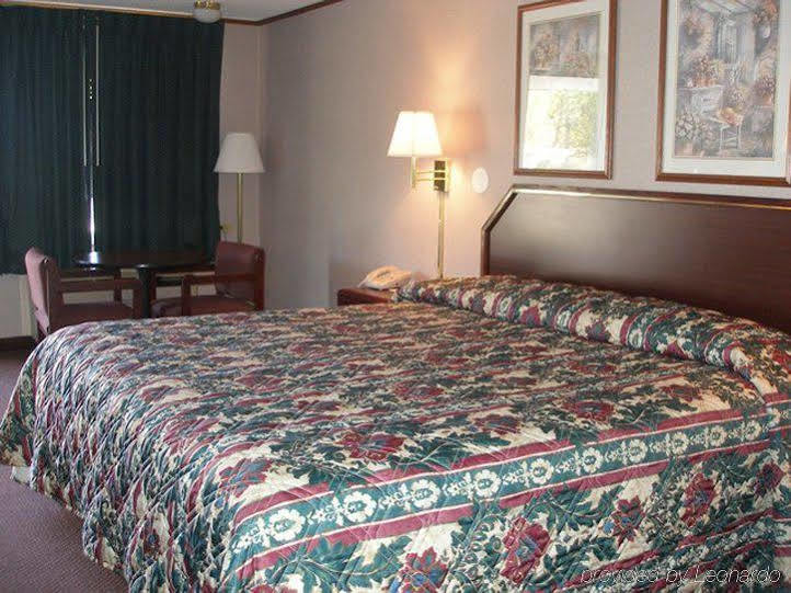 Red Carpet Inn Greensboro Zewnętrze zdjęcie