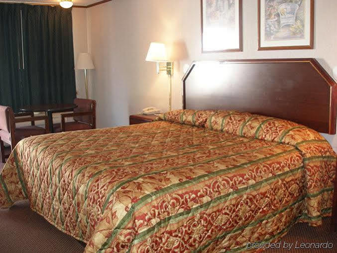 Red Carpet Inn Greensboro Zewnętrze zdjęcie
